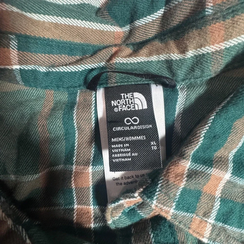 The North Face Mens XL Plaid Flannel Shirt Green Brown Long Sleeved Button Up